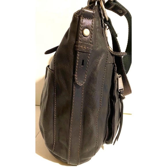 Elegant Black distressed Leather Tote Bag - Picture 5 of 9